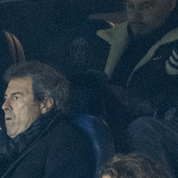 Sylvie Tellier, Marie-Sophie Lacarrau et ses fils Tim et Malo - Match de qualification pour la Coupe du monde 2022 entre la France et le Kazakhstan au stade Parc des Princes à Paris, le 13 novembre 2021. © Cyril Moreau/Bestimage