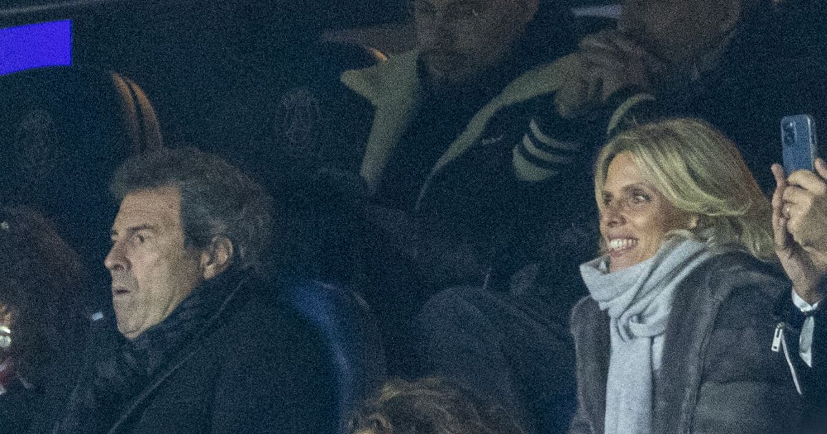 Sylvie Tellier, MarieSophie Lacarrau et ses fils Tim et Malo Match de qualification pour la Sylvie Tellier, MarieSophie Lacarrau et ses fils Tim et Malo Match de qualification pour la