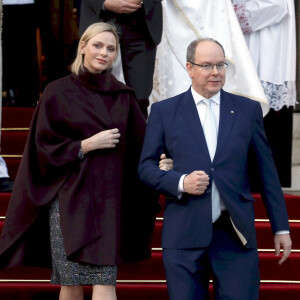 Exclusif - Le prince Albert II de Monaco et la princesse Charlene lors de l'ordination du nouvel archevêque de la principauté à Monaco, monseigneur Dominique-Marie DavidExclusif - Ordination du nouvel archevêque de la Prinpauté de Monaco, Dominique Marie David, en présence du prince Souverain Albert II de Monaco et sa femme la princesse Charlene à Monaco le 8 mars 2019. © Jean-François Ottonello / Nice-Matin / Bestimage