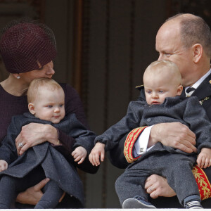 La princesse Charlene, sa fille la princesse Gabriella, le prince Albert II de Monaco et son fils le prince Jacques - La famille de Monaco au balcon du palais princier lors de la fête nationale monégasque. Le 19 novembre 2015