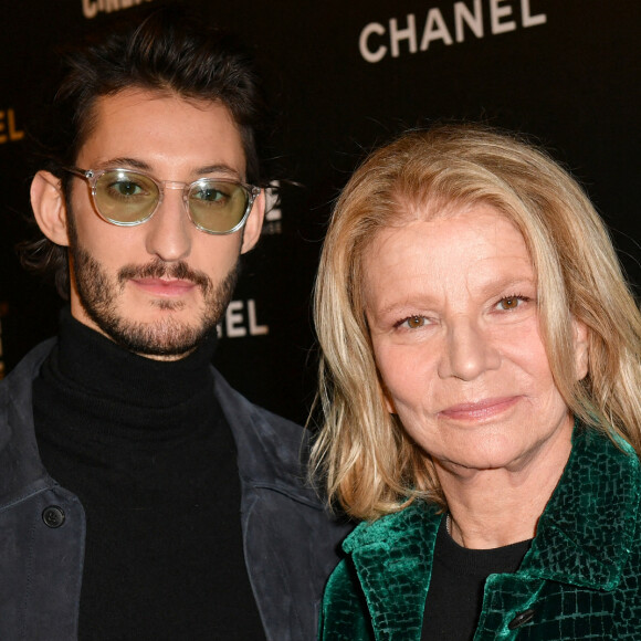Pierre Niney et Nicole Garcia - Avant-première du film "Amants", soirée d'ouverture de la rétrospective Nicole Garcia à la Cinémathèque française. Paris, le 15 novembre 2021. © Veeren/Bestimage