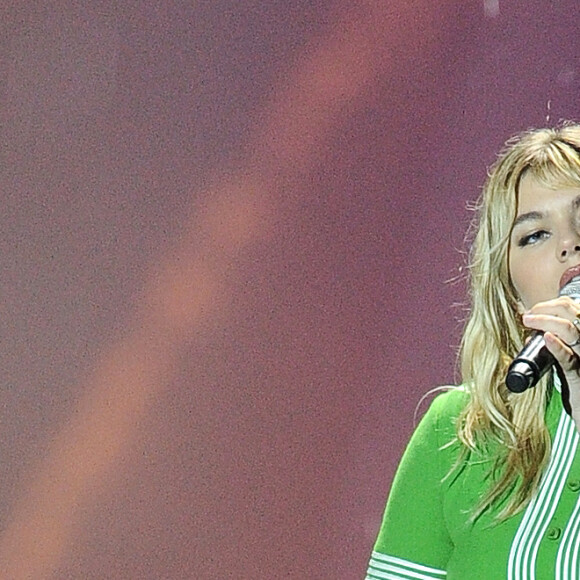 Exclusif - Louane (Louane Emera) (nommée pour la chanson "Donne-moi ton coeur") - Enregistrement de l'émission "La chanson de l'année" au château de Chambord, diffusée le 5 juin 2021 sur TF1. © Gaffiot-Moreau / Bestimage 