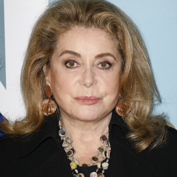 Catherine Deneuve - Avant-première du film "De son vivant" au cinéma Pathé-Wepler à Paris. Le 17 novembre 2021. © Marc Ausset-Lacroix / Bestimage