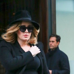 La chanteuse Adele à la sortie de son hôtel à New York, le 14 novembre 2015 