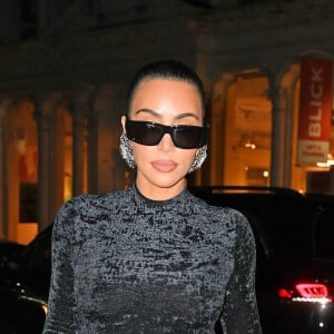 Kim Kardashian arrive au restaurant Zero Bond à New York, le 3 novembre 2021.