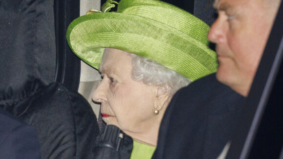 Elizabeth II au double baptême de ses arrières petits-fils, l'ex d'Harry invitée