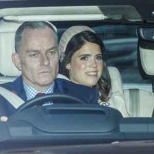 Princess Eugenie et son mari Jack Brooksbank - La reine Elizabeth II d'Angleterre et des membres de la famille royale arrivent à la Chapelle Royale de Tous les Saints à Windsor pour le double baptême d'August Brooksbank et de Lucas Tindall, les deux nouveaux arrières-petits-fils de sa majesté Elizabeth II d'Angleterre. Windsor, le 21 novembre 2021. 