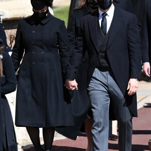Zara Phillips (Tindall) et Mike Tindall - Arrivées aux funérailles du prince Philip, duc d'Edimbourg à la chapelle Saint-Georges du château de Windsor, le 17 avril 2021. 