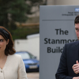 La princesse Eugenie, duchesse d'York, Jack Brooksbank lors d'une visite l'Hôpital national orthopédique royal de Londres pour l'ouverture du nouveau bâtiment Stanmore le 21 mars 2019. 