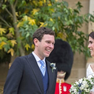 La princesse Eugenie et son mari Jack Brooksbank - Sorties après la cérémonie de mariage de la princesse Eugenie d'York et Jack Brooksbank en la chapelle Saint-George au château de Windsor le 12 octobre 2018.