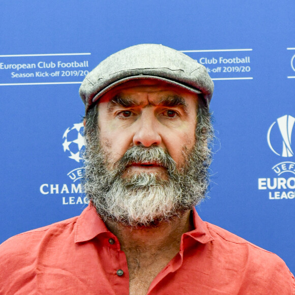 Eric Cantona au photocall de la cérémonie du tirage au sort de la phase de poules de l'édition 2019-2020 de la Ligue des Champions à Monaco, le 29 août 2019.