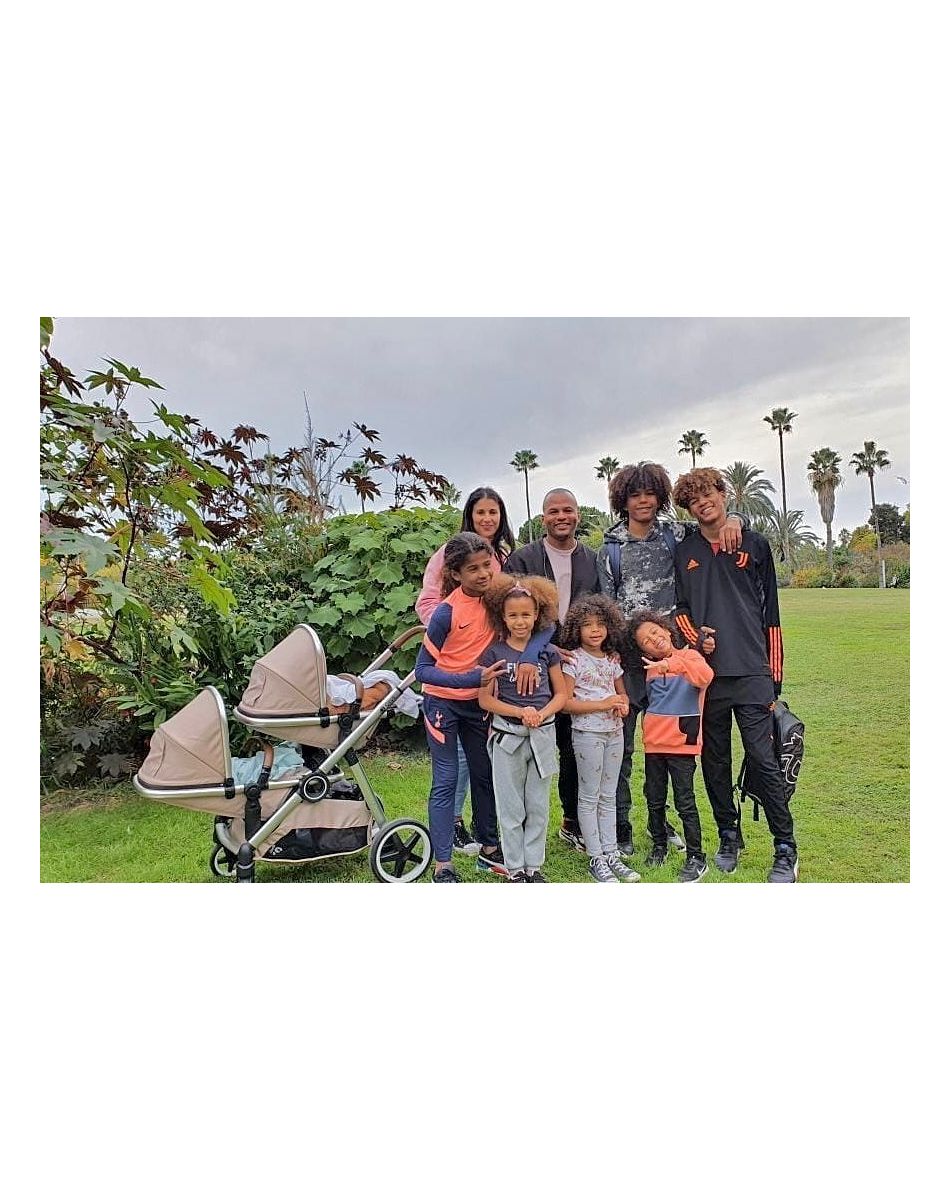 La famille Jean Zephirin (candidats de "Familles nombreuses, la vie en XXL") sur Instagram