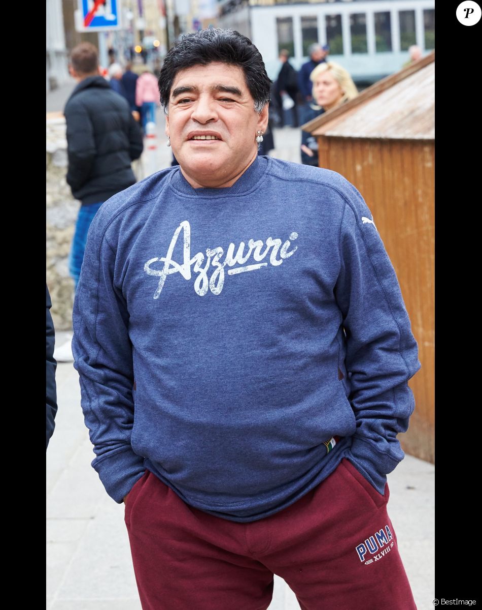 Exclusif - Le prince Ali de Jordanie, troisième fils du roi Hussein, et demi-frère du roi Abdallah II se promène avec Diego Maradona et sa petite amie Rocio Olivia dans les rues de Vienne, le 27 mars 2015