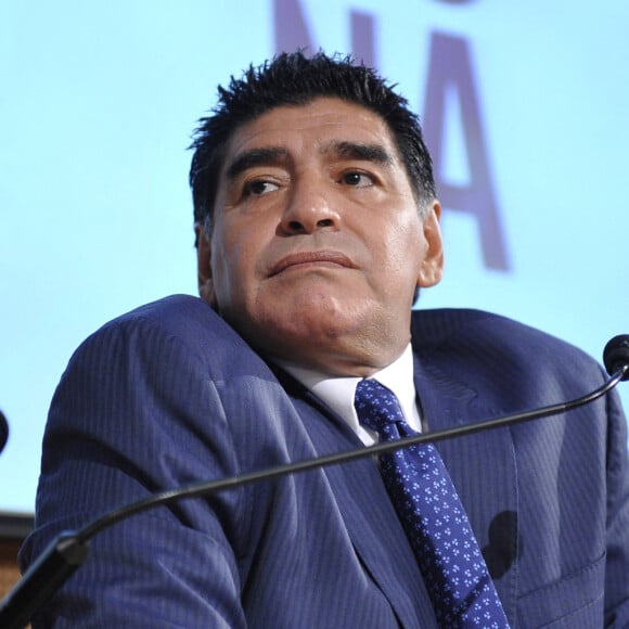 Diego Maradona presente son dernier dvd 'El Pibe Si Racconta A Gianni Mina' a Milan en Italie.