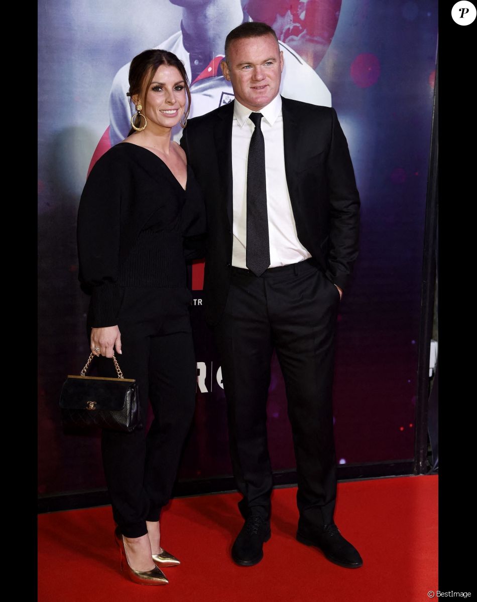 Wayne Rooney et sa femme Coleen - Première du film de Bryan Robson "BR7" à Manchester le 25 novembre 2021.