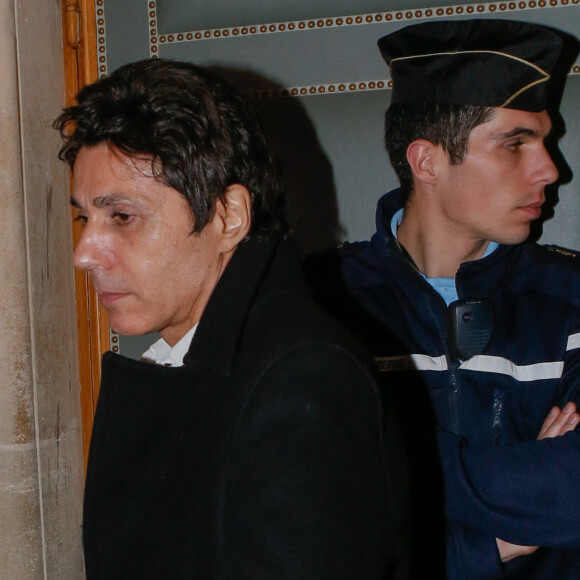 Jean-Luc Lahaye quitte le palais de justice de Paris