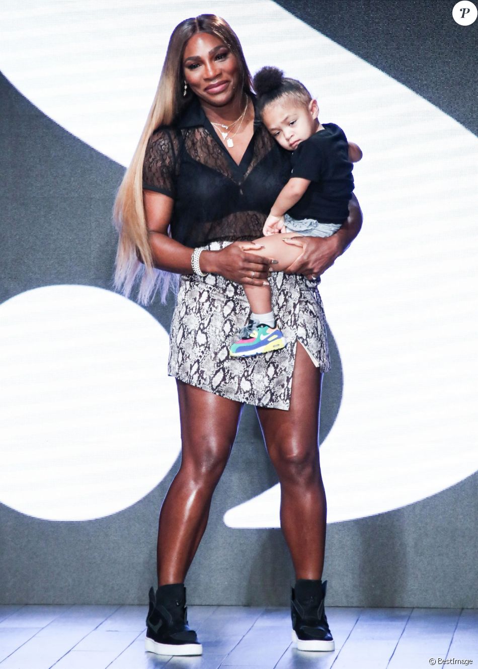 Serena Williams, Alexis Olympia Ohanian Jr. au défilé Prêt à porter Serena Williams Printemps/Eté lors de la Fashion Week de New York City, New York, Etats-Unis.