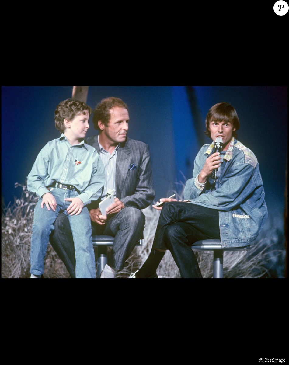 Patrick Poivre d'Arvor et Nicolas Hulot sur le plateau de l'émission J'y crois dur comme terre en 1989