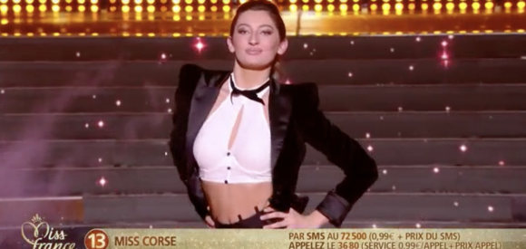 Miss Corse 2021 : Emma Renucci, 18 ans, 1,76 m, études scientifiques à l'université Paris-Dauphine. Election Miss France 2022 sur TF1, le 11 décembre 2021.