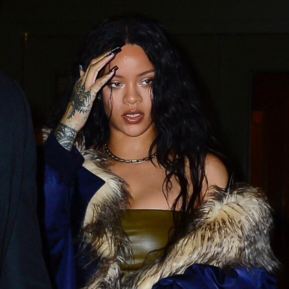 Exclusif - Rihanna va dîner à New York