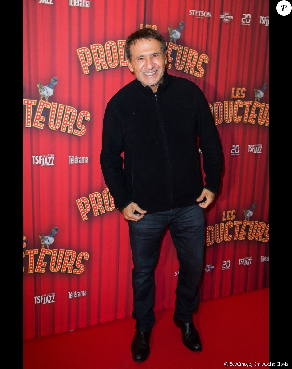 Dove Attia assiste à la soirée de gala à l'occasion de la première de la pièce "Les producteurs" au Théâtre de Paris à Paris. Le 2 décembre 2021 © Christophe Clovis / Bestimage