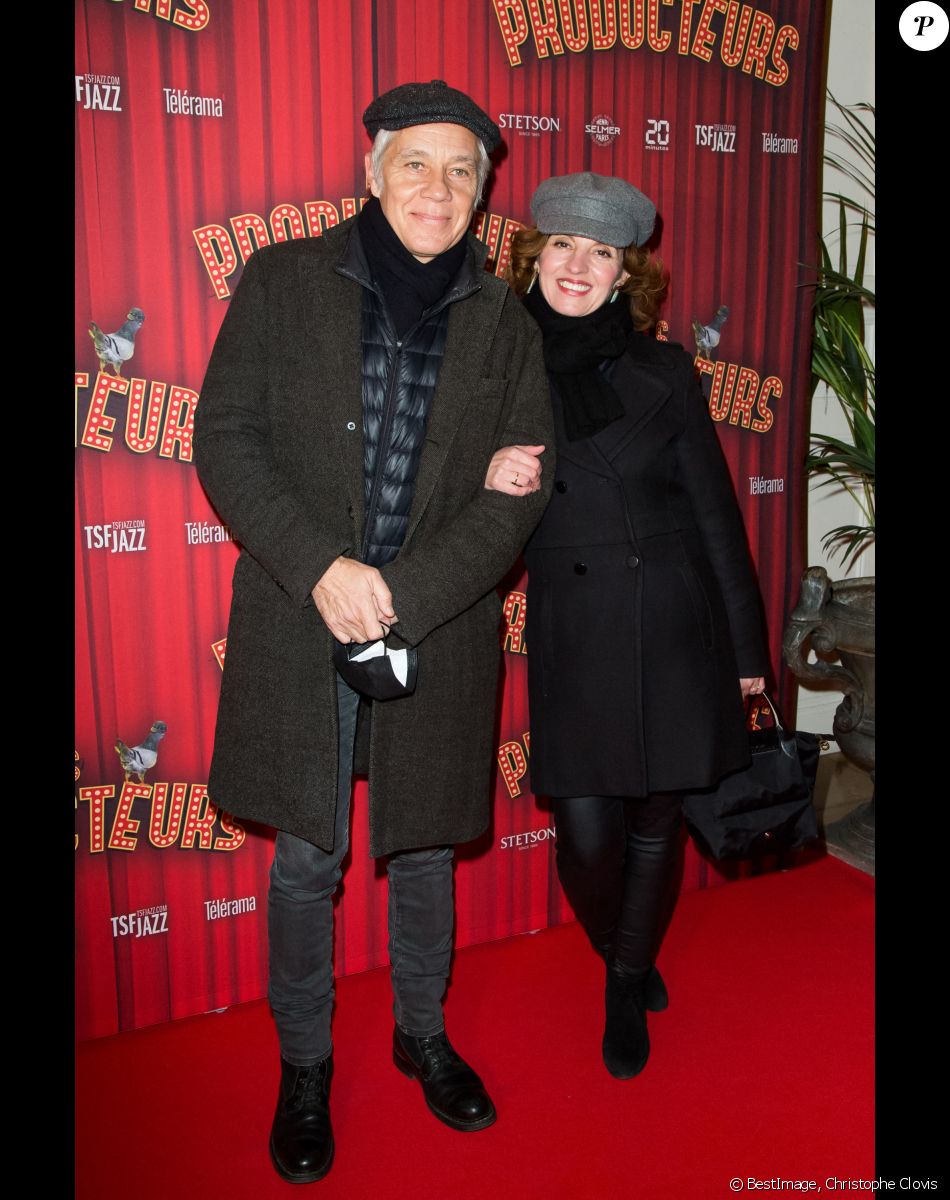 José Paul et Laura Presgurvic assistent à la soirée de gala à l'occasion de la première de la pièce "Les producteurs" au Théâtre de Paris à Paris. Le 2 décembre 2021 © Christophe Clovis / Bestimage