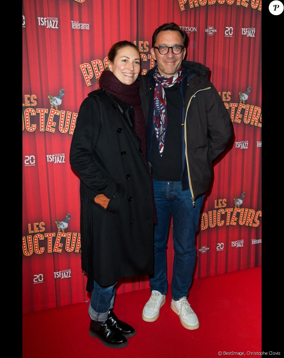 Alexandre de la Patelière et sa femme Kim assistent à la soirée de gala à l'occasion de la première de la pièce "Les producteurs" au Théâtre de Paris à Paris. Le 2 décembre 2021 © Christophe Clovis / Bestimage