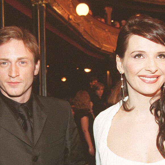 Juliette Binoche et Benoît Magimel - 27e nuit des César. Le 3 mars 2002.