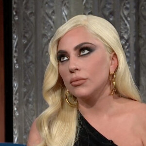 Lady Gaga lors du Late Show de Stephen Colbert à Los Angeles, le 24 novembre 2021.