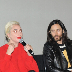 Lady Gaga, Jared Leto et Al Pacino participent à une séance de Q&A sur le film "House Of Gucci" à Los Angeles, le 21 novembre 2021.