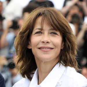 Sophie Marceau (habillée en Celine) au photocall du film Tout s'est bien passé lors du 74ème festival international du film de Cannes le 8 juillet 2021 © Borde / Jacovides / Moreau / Bestimage 