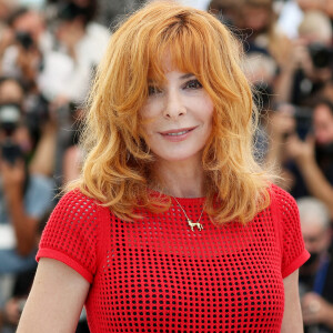 Mylène Farmer au photocall du jury officiel du 74ème festival international du film de Cannes le 6 juillet 2021 © Jacovides / Moreau / Bestimage 