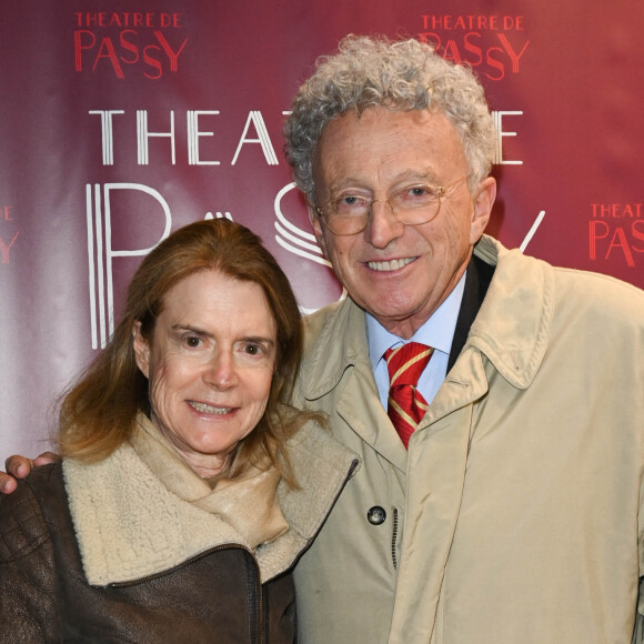 Exclusif - Nelson Monfort et sa femme Dominique - Inauguration du théâtre de Passy lors du spectacle Joséphine B à Paris le 8 novembre 2021. © Coadic Guirec/Bestimage