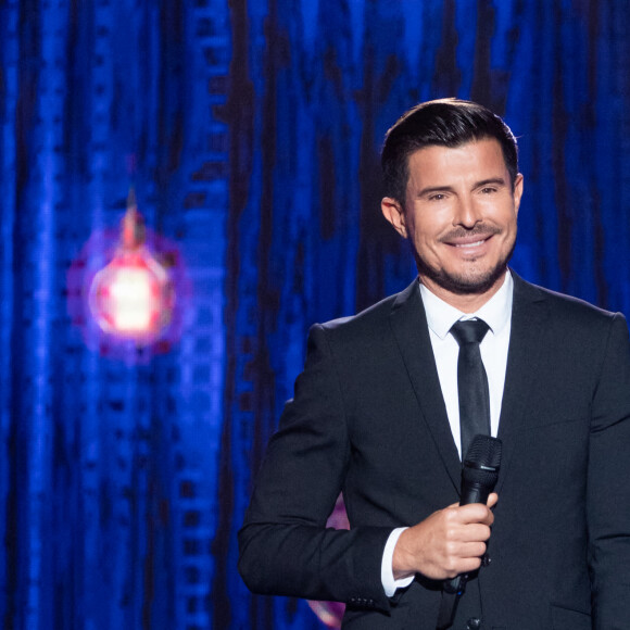 Exclusif - Vincent Niclo - Enregistrement de l'émission "Sidaction, ensemble contre le Sida - Merci Line" au Paradis Latin à Paris, qui sera diffusée le 27 mars sur France 2. Le 1er mars 2021. © C.Guirec-C.Moreau / Bestimage 