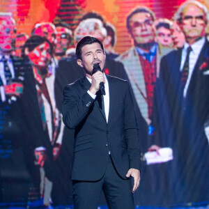 Exclusif - Vincent Niclo - Enregistrement de l'émission "Sidaction, ensemble contre le Sida - Merci Line" au Paradis Latin à Paris, qui sera diffusée le 27 mars sur France 2. Le 1er mars 2021. © C.Guirec-C.Moreau / Bestimage 