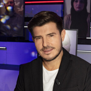 Exclusif - Vincent Niclo lors de l'enregistrement de l'émission Touche Pas à Mon Poste (TPMP), dernière de l'année 2020, avec l'apparition surprise de Gad Elmaleh, présentée par Cyril Hanouna qui a offert des cadeaux à une association, ainsi qu'une voiture électrique de marque MG à une famille dans le besoin, et diffusée en direct le 17 décembre 2020 sur C8 - Paris le 17 décembre 2020. © Jack Tribeca / Bestimage  Exclusive - no web en Suisse / Belgique