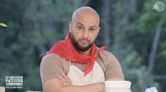 Cyril Lignac battu par le candidat Mohamed lors d'une épreuve dans "Le Meilleur Pâtissier" - M6