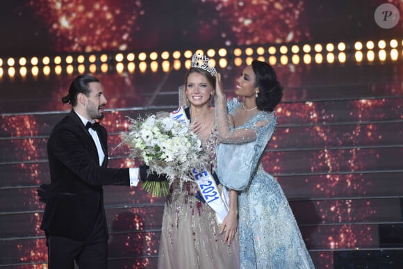 Miss Normandie : Amandine Petit gagnante de Miss France 2021 le 19 décembre en direct sur TF1.
