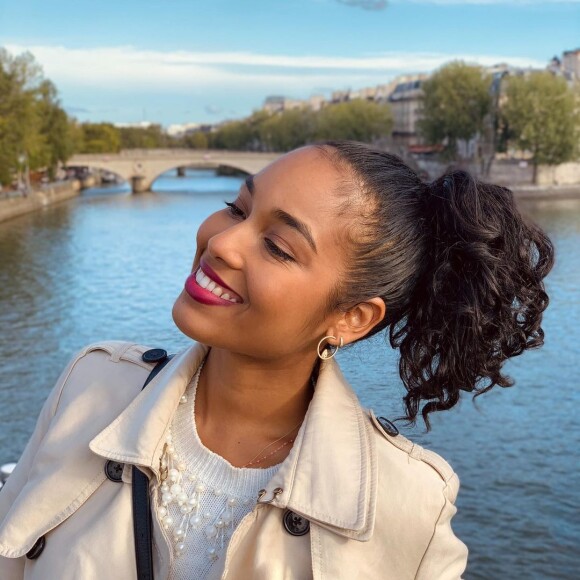 Clémence Botino, Miss France 2020, à Paris.