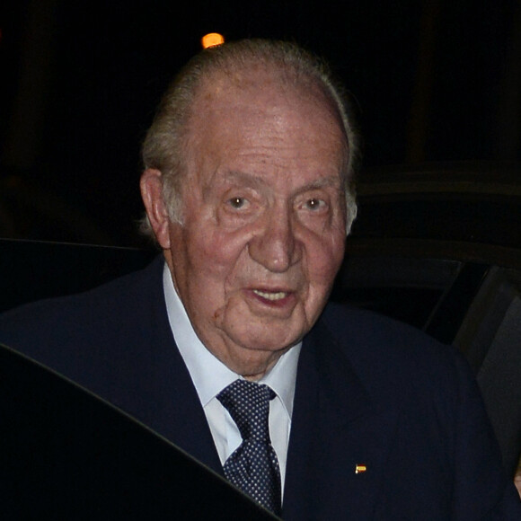 Le roi Juan Carlos d'Espagne à son arrivée aux obsèques de l'homme d'affaires mexicain Placido Arango à Madrid.