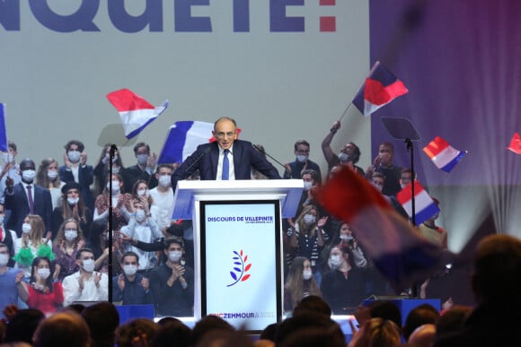 Premier meeting d'Eric Zemmour, candidat à l'élection présidentielle avec son parti "Reconquête !" à Villepinte le 5 décembre 2021