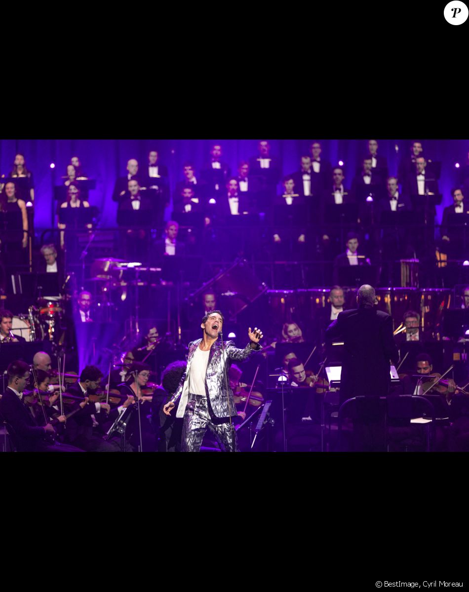 Exclusif - Mika Symphonique en concert à la Philharmonie de Paris avec l'Orchestre National d'Ile-de-France. Le 23 octobre 2021. L'enregistrement du concert sera diffusé le 22 décembre sur Culture Box puis sur France 5 © Cyril Moreau / Bestimage