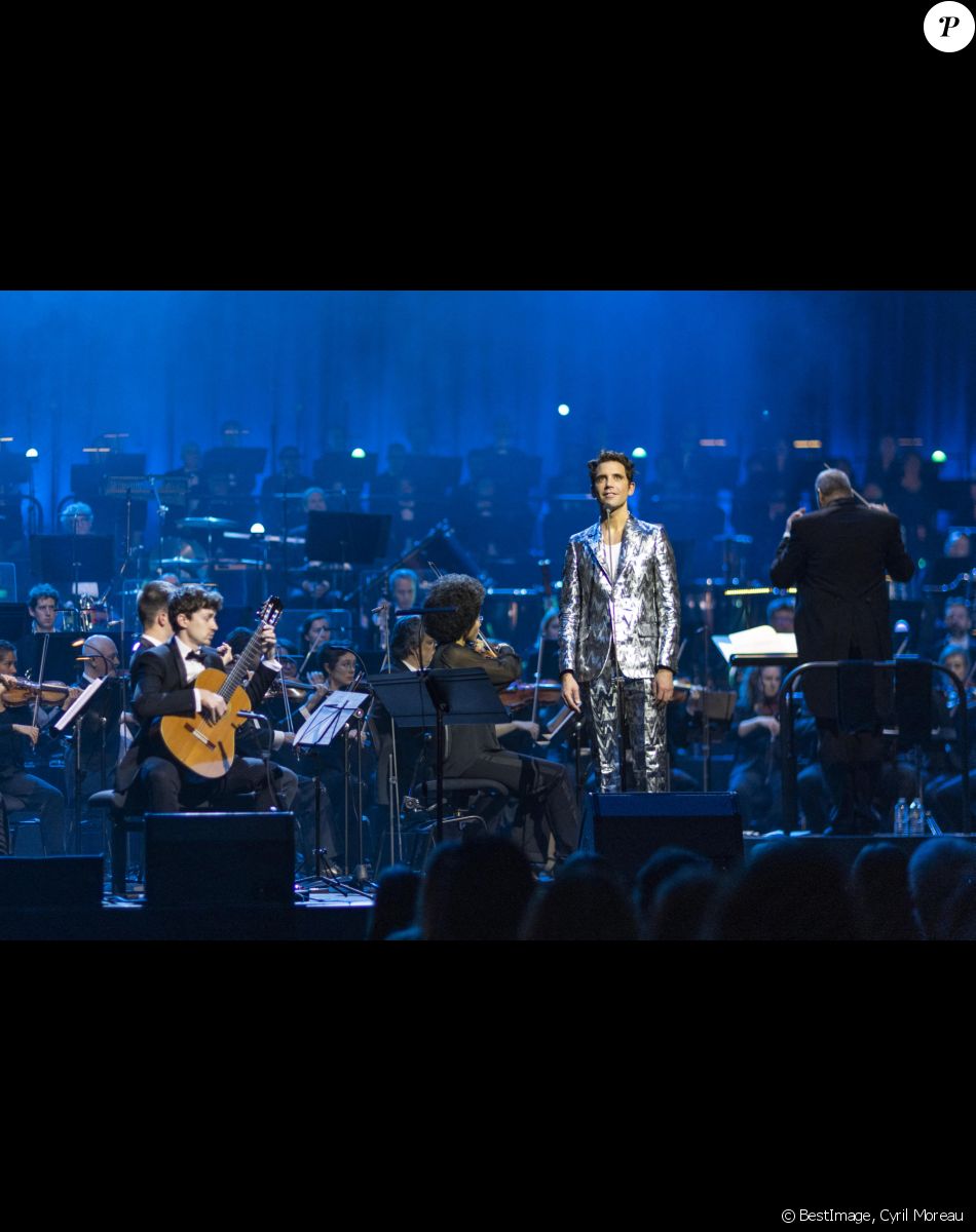 Exclusif - Mika Symphonique en concert à la Philharmonie de Paris avec l'Orchestre National d'Ile-de-France. Le 24 octobre 2021. L'enregistrement du concert sera diffusé le 22 décembre sur Culture Box puis sur France 5 © Cyril Moreau / Bestimage