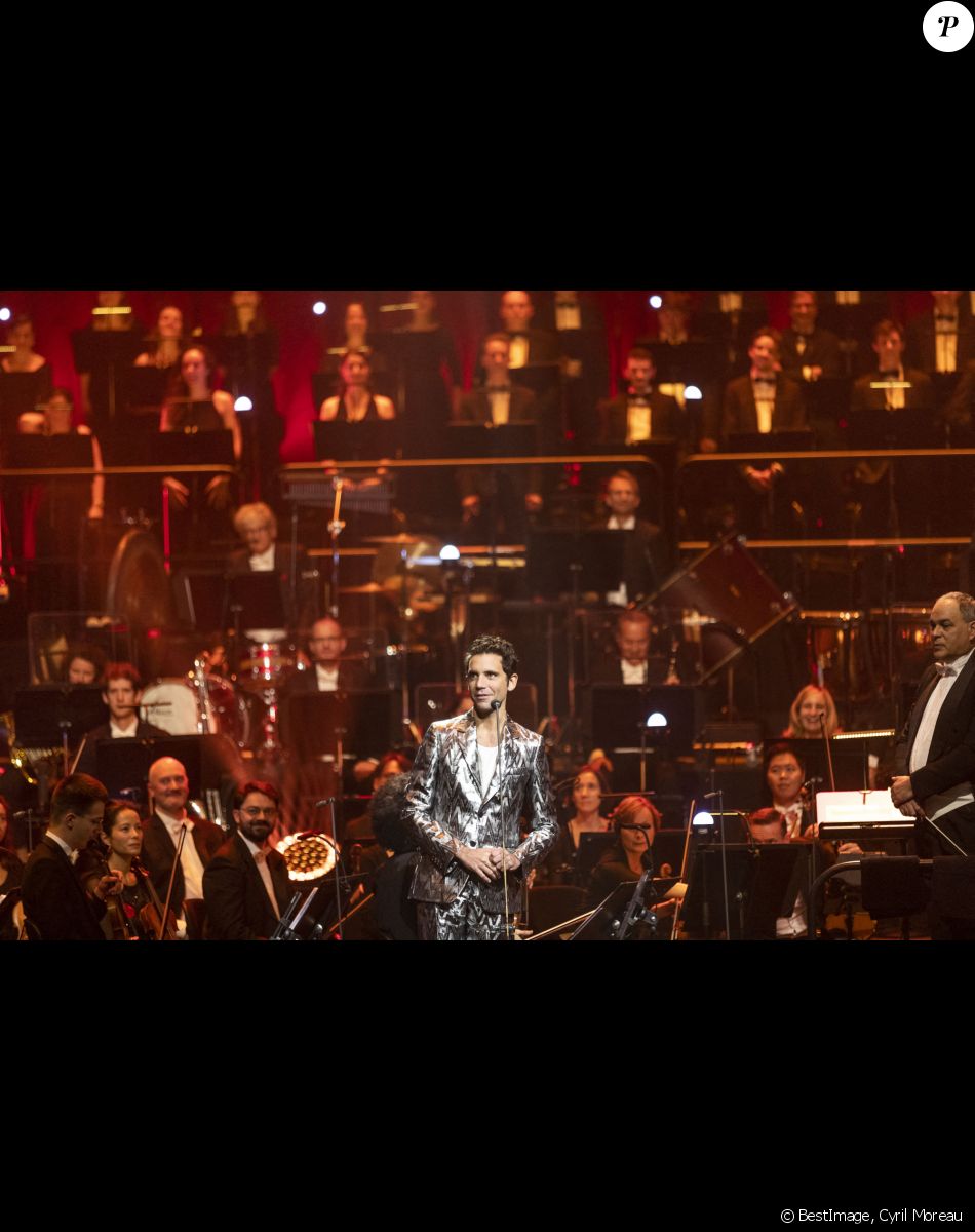Exclusif - Mika Symphonique en concert à la Philharmonie de Paris avec l'Orchestre National d'Ile-de-France. Le 23 octobre 2021. L'enregistrement du concert sera diffusé le 22 décembre sur Culture Box puis sur France 5 © Cyril Moreau / Bestimage