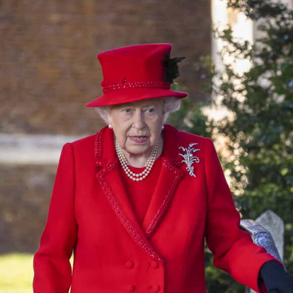 La reine Elizabeth II d'Angleterre lors de la messe de Noël en l'église Sainte-Marie-Madeleine à Sandringham au Royaume-Uni.