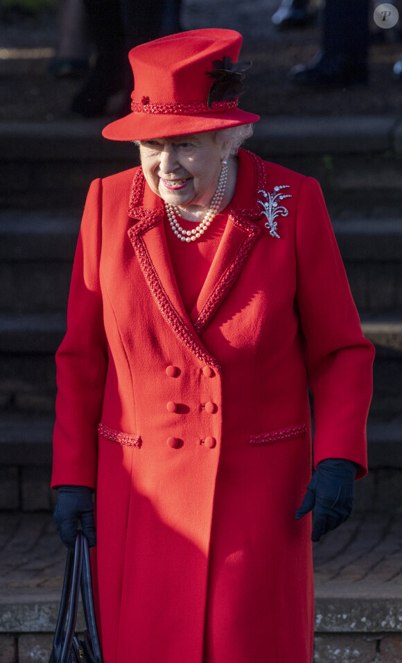 La reine Elizabeth II d'Angleterre lors de la messe de Noël en l'église Sainte-Marie-Madeleine à Sandringham au Royaume-Uni, le 25 décembre 2019. 