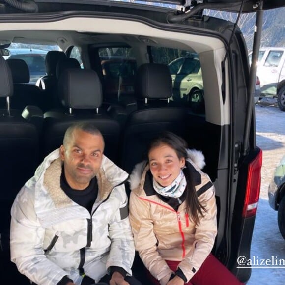 Tony Parker Et Alizé Lim font du ski à Villard-de-Lans.