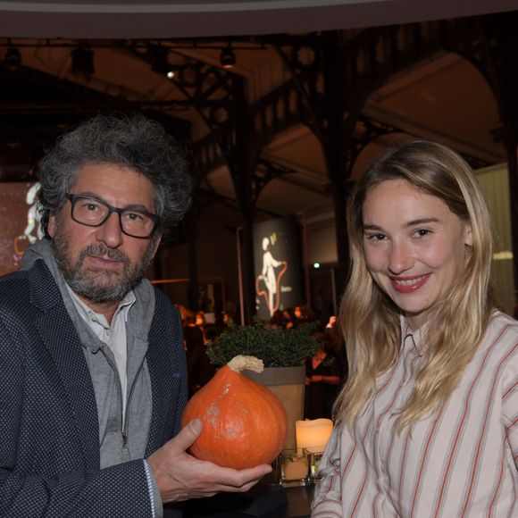 Radu Mihaileanu, Déborah François - Soirée "Hello Women" avec Orange à l' Elysée Montmartre à Paris le 1er décembre 2021. © Rachid Bellak/Bestimage