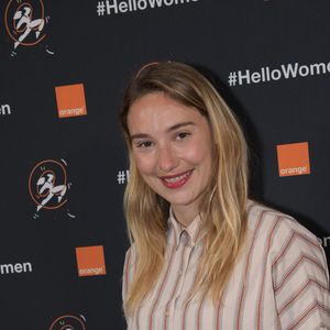 Déborah François - Soirée "Hello Women" avec Orange à l' Elysée Montmartre à Paris le 1er décembre 2021.© Rachid Bellak/Bestimage