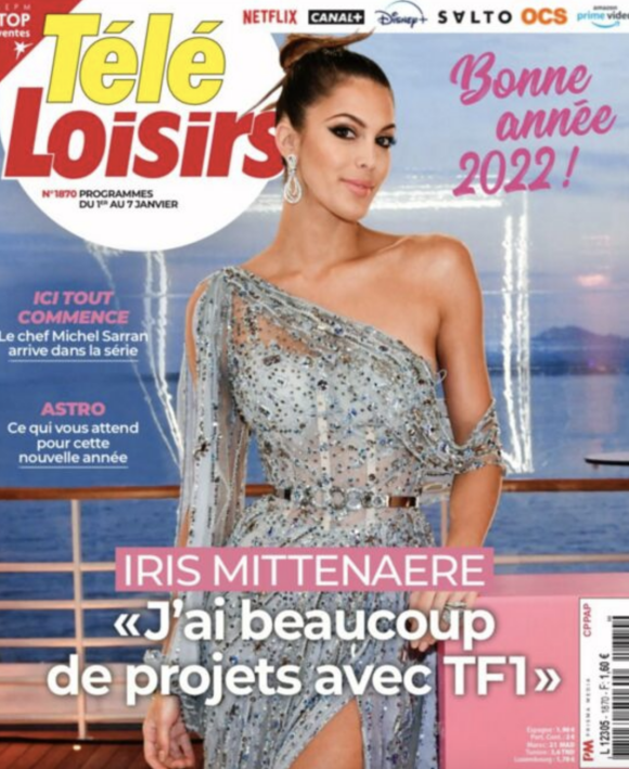 Iris Mittenaere fait la couverture du dernier numéro de Télé Loisirs, paru le 27 décembre 2021